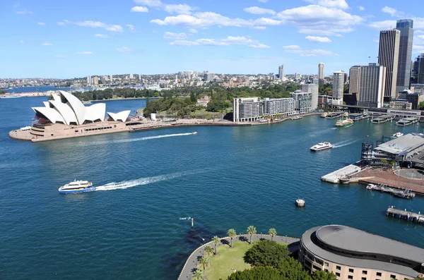 Sydney - Sydney Circular Quay, Sydney Cove ve Sydney New South Wales, Avustralya Opera evde Oct19 2016:Aerial kentsel peyzaj görünümünü.