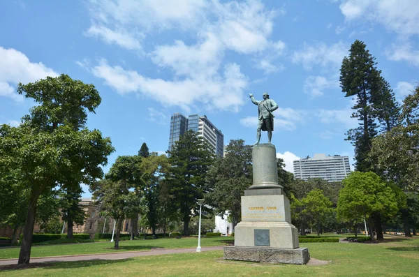 詹姆斯 · 库克船长纪念碑海德公园悉尼新南威尔士澳元 — 图库照片