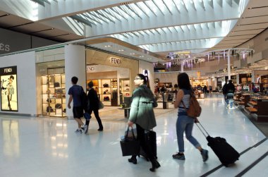 Yolcularla Sydney Airport Sydney, Avustralya