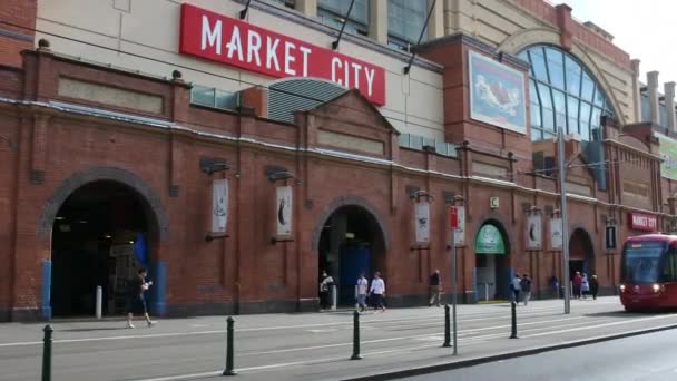 Sydney Light Rail Pass Sydneys Paddy Markets 2014 Gjordes Miljoner — Stockvideo