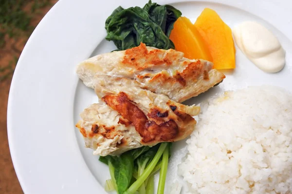Inhemska fijianska skaldjur och grönsaker skålen — Stockfoto