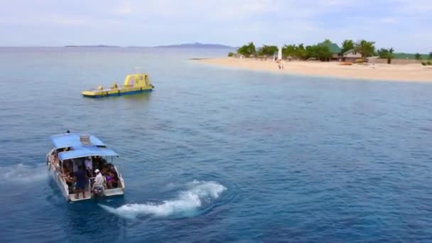 Beachcomber Island resort Fiji — Stockvideo