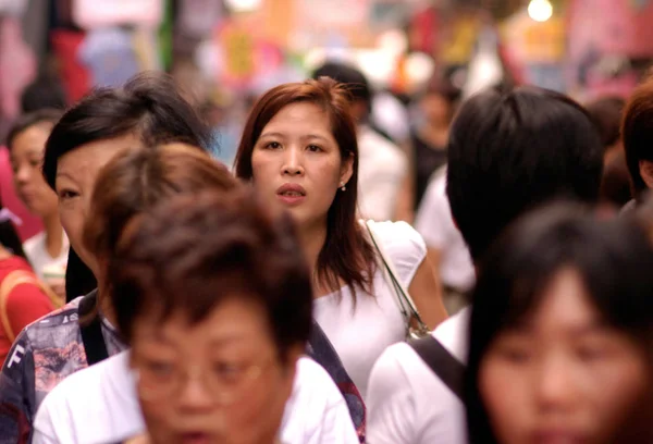 Kinesiska kvinnor i Hong Kong, Kina — Stockfoto