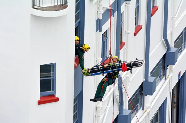 Auckland Április 2017 Firefighters Során Kár Abseiling Ürítse Testmozgás Zéland — Stock Fotó