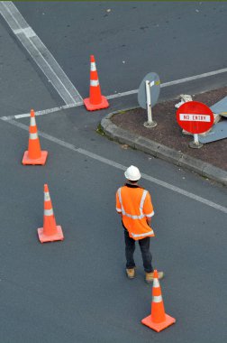 yol inşaat işçisi 