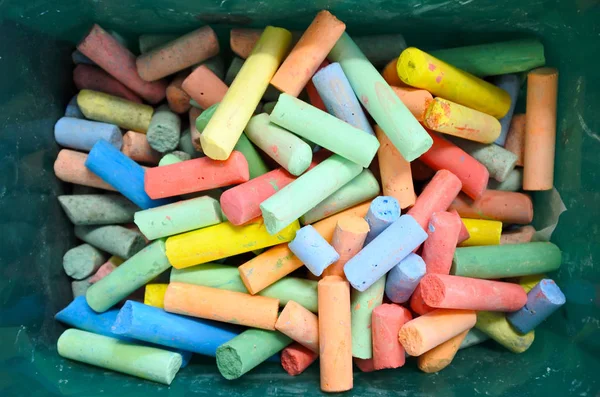 Flat lay view of Coloured chalks in a box — Stock Photo, Image