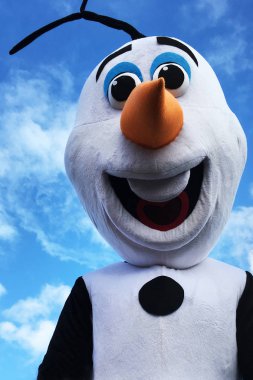 Olaf kardan adam hayali karakter 