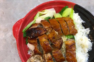 Pişmiş Pekin ördeği 