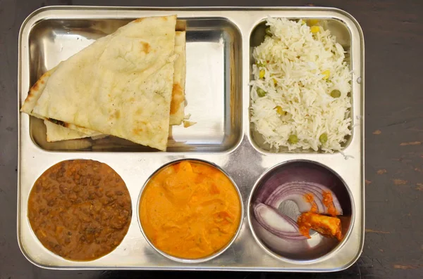 Indiaas Eten Vegetarisch Gerecht Van Linze Dal Rijst Boter Tofu — Stockfoto