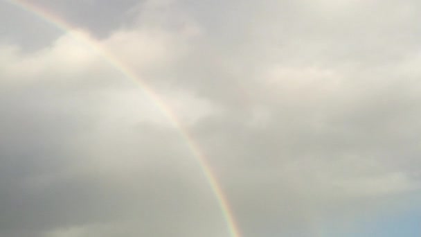 在云计算中的彩虹 — 图库视频影像