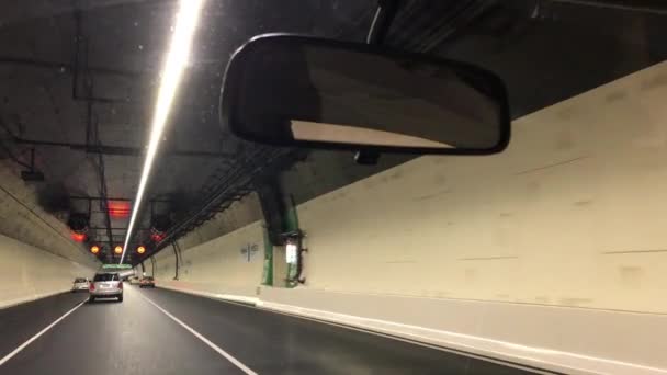 Túnel de vista al agua 4K — Vídeo de stock