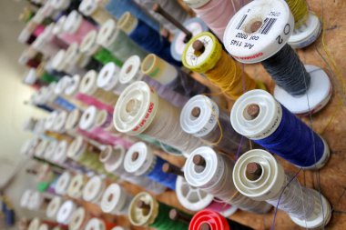 Vintage pamuk dikiş makaraları