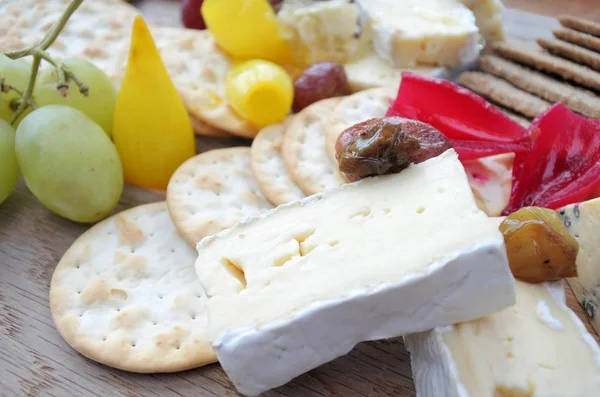 チーズの盛り合わせ料理の背景 — ストック写真