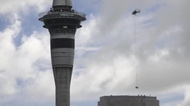 Helikopter gökyüzü kule Auckland yanında kargo teslim