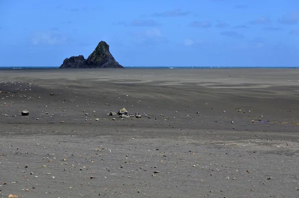 Paisagem da praia de Karekare Nova Zelândia — Fotografia de Stock