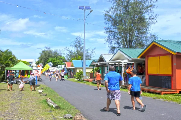 Punanga Нуї ринку Rarotonga Кука — стокове фото