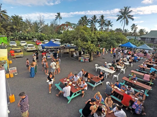 Vista aérea dos mercados noturnos de Muri nas Ilhas Cook de Rarotonga — Fotografia de Stock