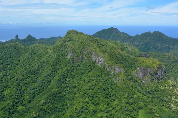 拉罗通加库克群岛的空中景观观 — 图库照片