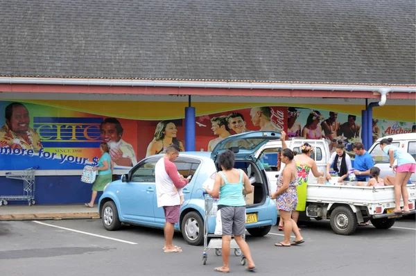 調理島民 Citc スーパー ラロトンガ クック島でショッピング — ストック写真