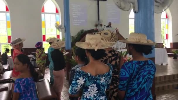 Koken Eilandbewoners Bidden Ekalesia Titikaveka Cookeilanden Christelijke Kerk Rarotonga Van — Stockvideo