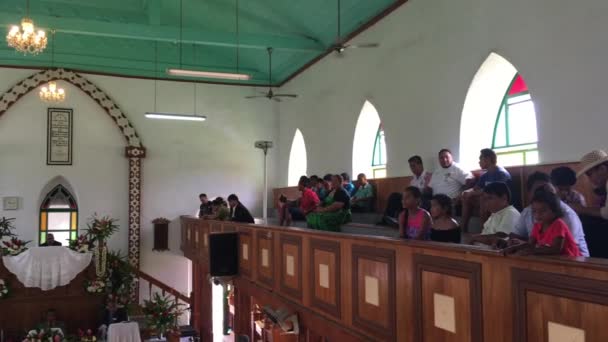 Habitantes Das Ilhas Cook Rezam Igreja Cicc Dos Habitantes Das — Vídeo de Stock