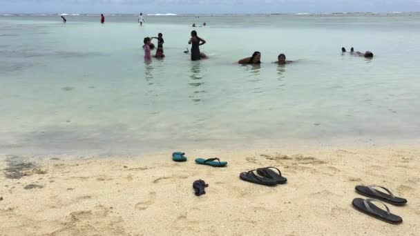 Cook Islanders Rodiny Během Školní Letní Dovolená Cookovy Ostrovy Rarotonga — Stock video