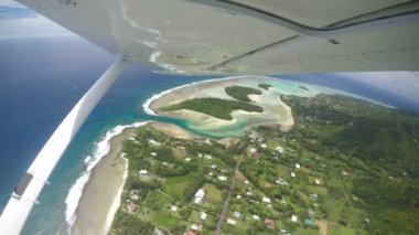 Havadan görünümü, görünümü küçük bir uçak doğal bir uçuş olarak Rarotonga Adası Cook Adaları