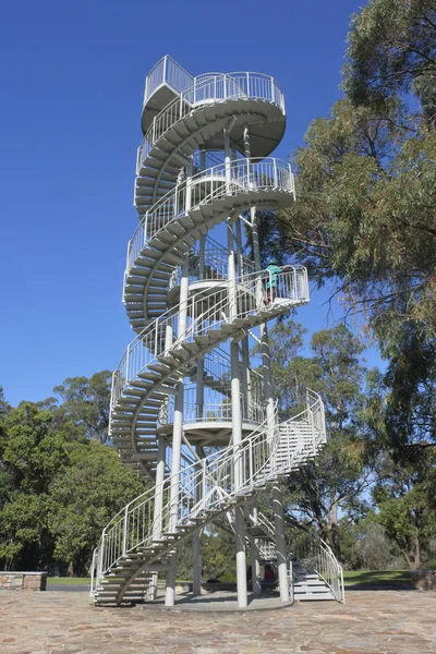 The DNA Tower in Kings Park and botanic garden in Perth Western — Stockfoto