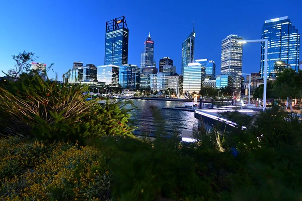 Perth central business center skyline from Elizabeth Quay Pedest — Stock Photo, Image