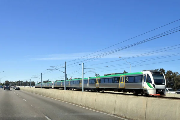 Perth Batı Avustralya 'da Transperth Tren — Stok fotoğraf