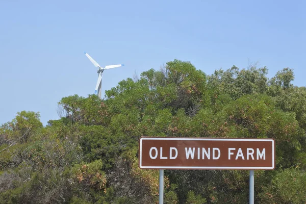 Стара вітряна електростанція в Есперансі (Західна Австралія). — стокове фото