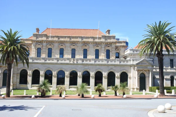 Perthissä Sijaitseva Länsi Australian Parlamentti Länsi Australian Osavaltion Kaksikamarinen Lainsäädäntöelin — kuvapankkivalokuva