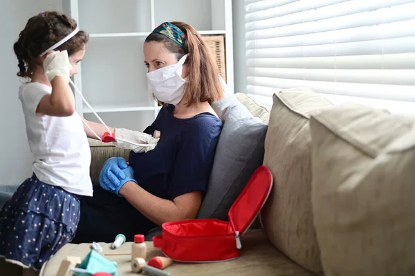 Young Girl Playing Doctor Mother Diagnosed Infected Coronavirus Covid Self — Stock Photo, Image