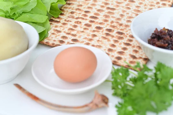 Traditioneller Pessach Seder Teller Mit Sechs Artikeln Die Bedeutung Für — Stockfoto