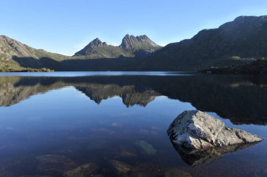 Cradle Mountain-Lake St Clair Ulusal Parkı Tazmanya, Avustralya manzarası.