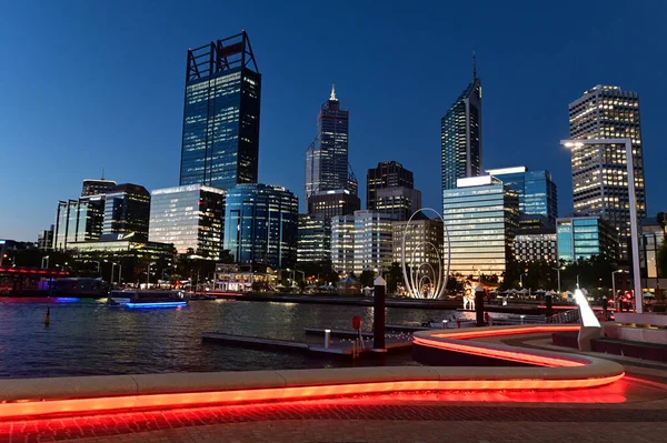 Skyline Des Finanzbezirks Perth Bei Nacht Vom Elizabeth Quay Aus — Stockfoto