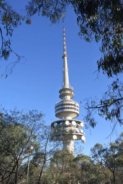 Telstra Tower Een Telecommunicatie Toren Uitkijk Gelegen Top Van Black — Stockfoto