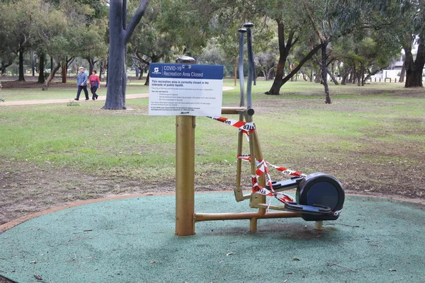 Perth Apr 2020 Covid Área Recreação Sinal Fechado Equipamentos Fitness — Fotografia de Stock