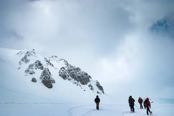 雪上ハイキング — ストック写真