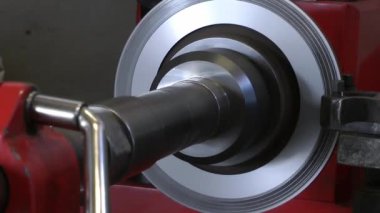 1920 x 1080 25 Fps. çok Nicecar fren disk dondurma makinesi onarım Video Torna Torna.