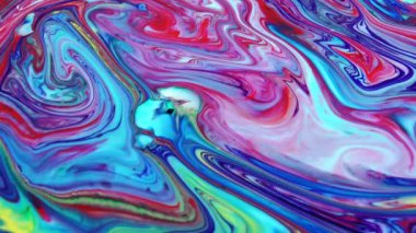 Ağır çekim makro soyut desen sanatsal kavram petrol yüzey sanat tasarım sıçramasına yüzey sıvı boya hareketli