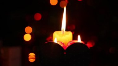 1920 x 1080 tam Hd. çok güzel mum ışığı yanan ve Rose görüntüle Video.