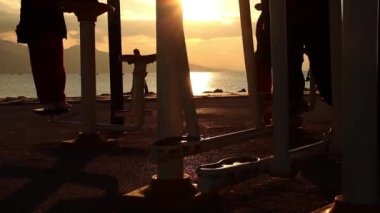 Bu Kum Klima Egzersiz ile Plajda Fit alın