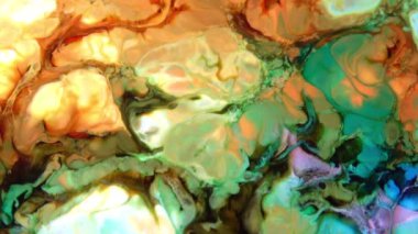 Ağır çekim makro soyut desen sanatsal kavram petrol yüzey sanat tasarım sıçramasına yüzey sıvı boya hareketli