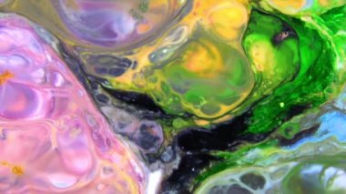 Ağır çekim makro soyut desen sanatsal kavram petrol yüzey sanat tasarım sıçramasına yüzey sıvı boya hareketli