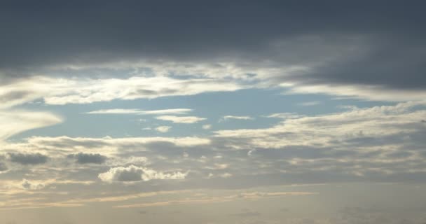 Cumulus Pioggia Nuvole Movimento Timelapse Drammatico Cielo Blu — Video Stock
