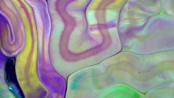 抽象背景与迷幻画在五彩斑斓的色彩 流体画的有机作用缓慢地运动和滑动 旋涡和蔓延 — 图库视频影像