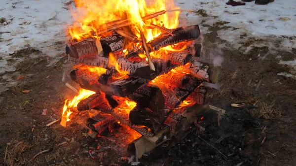 Bright Bonfire Winter Village — Stock Photo, Image