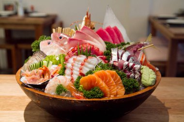 Sashimi, Japon incelik çok taze balık ince parçalar halinde dilimlenmiş oluşan