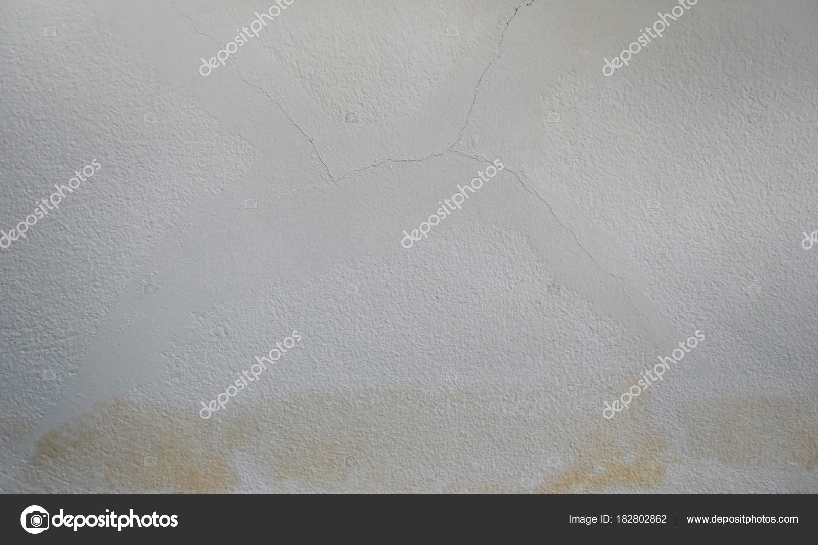 Ineffective Repair Water Leaks On The Ceiling Causing
